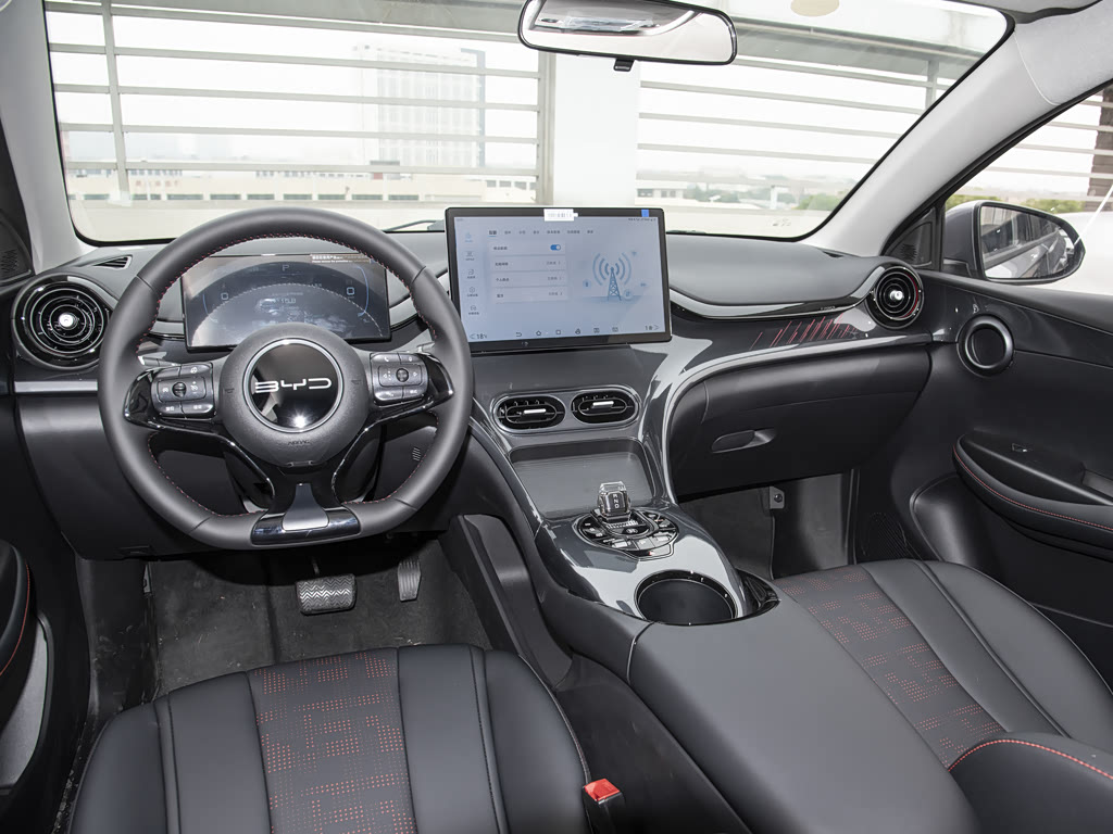 2024 BYD e2 Image 14